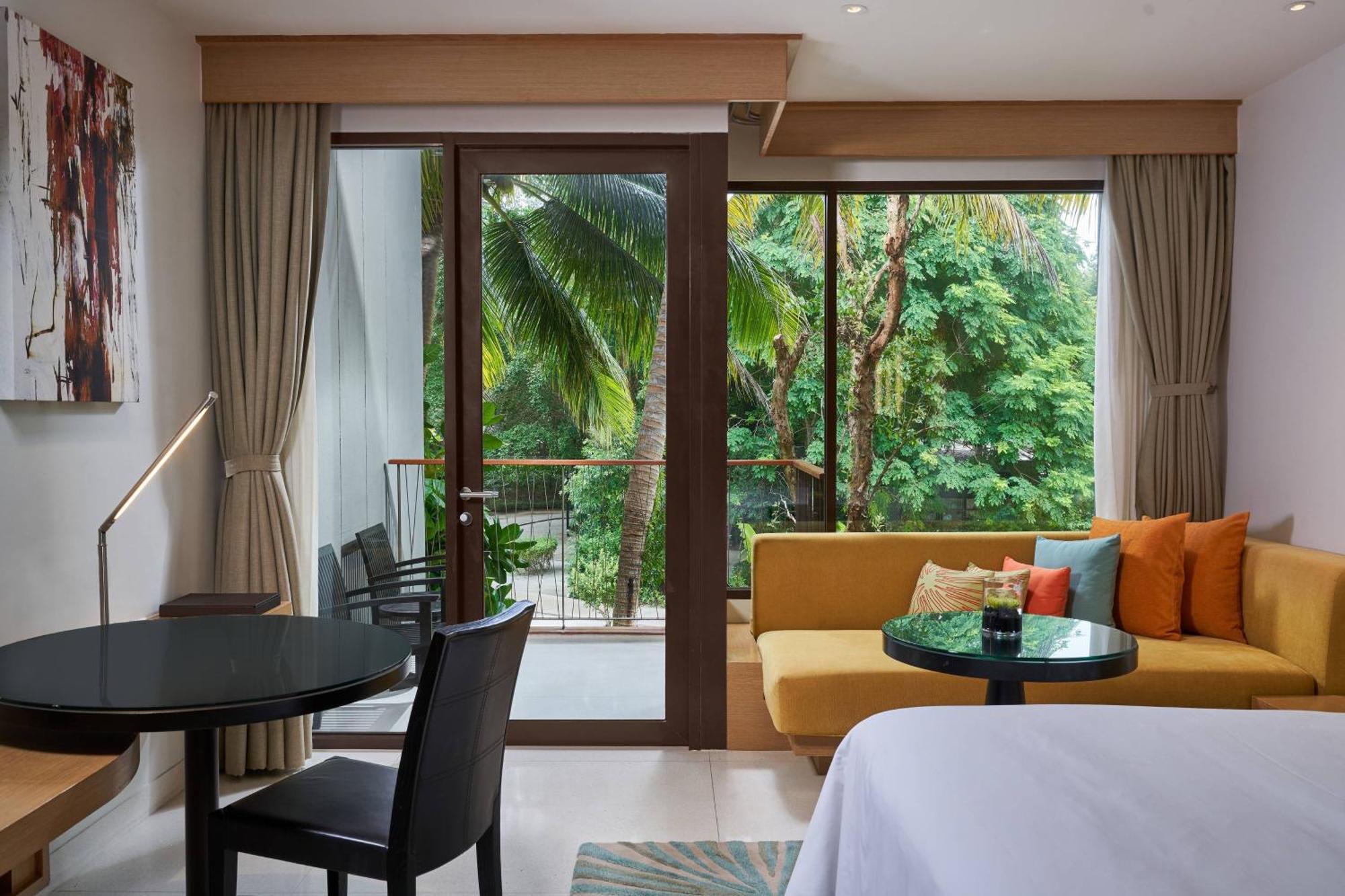 Renaissance Phuket Resort & Spa Buitenkant foto