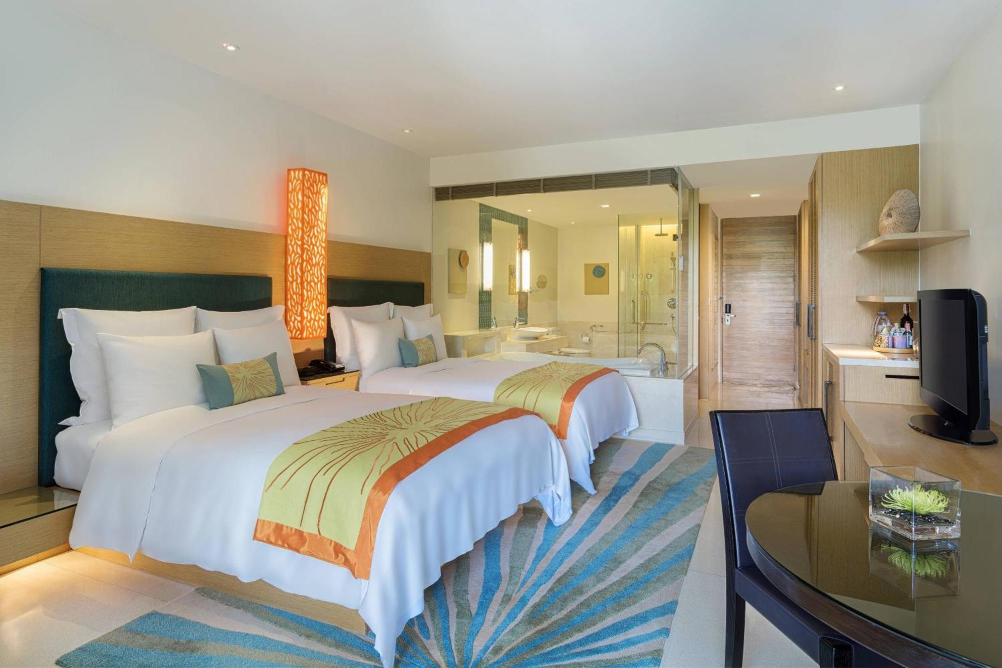 Renaissance Phuket Resort & Spa Buitenkant foto